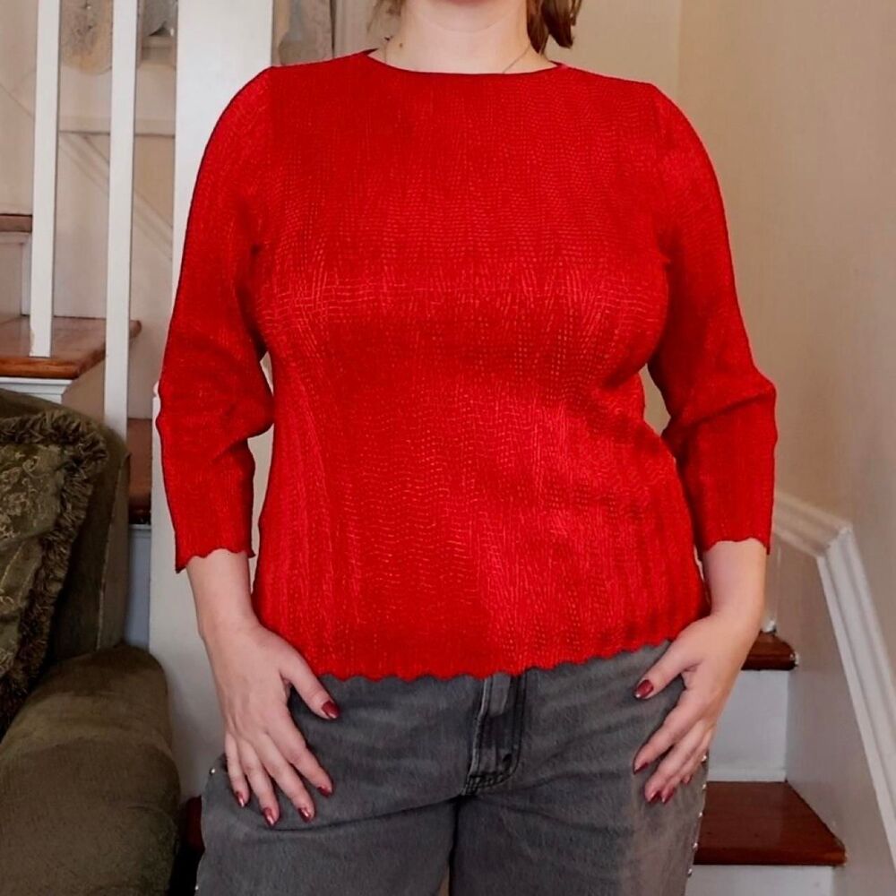 Red Textured Lana Lee Canada Top Sz Medium Sz Large Stretch Casual Vintage Shirt